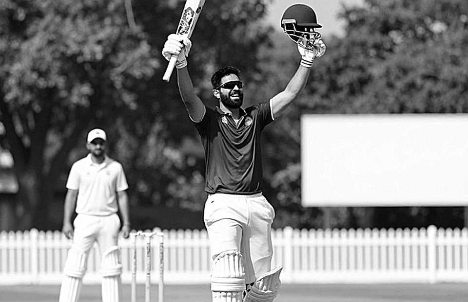 ৪৫ ওভারের ছোট পৃথিবী: ডোম্বাগোদার স্যাঁতসেঁতে পিচে মহিন্দার সেমিফাইনাল যাত্রার আসল হিসাব