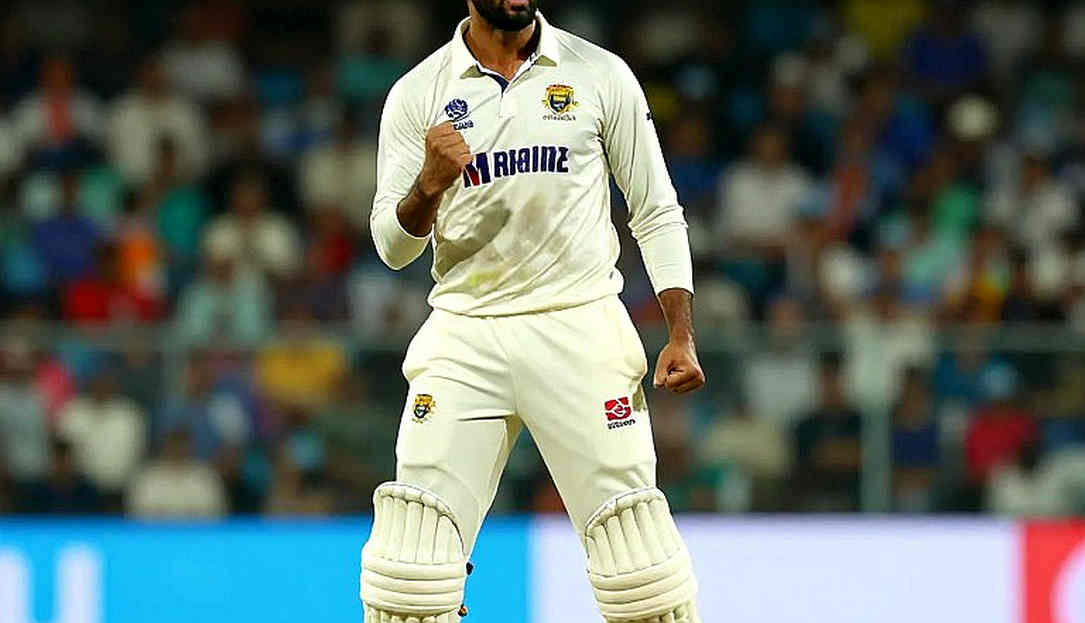 চট্টগ্রামের পিচ কোড: দ্বিতীয় স্পেল, স্টাম্প মাইকের নীরবতা আর দল বদলের আবহাওয়া